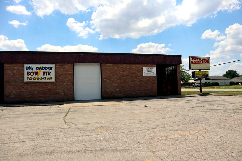 Eastland Bowling Center (Eastland Lanes) - 2021 Photo (newer photo)